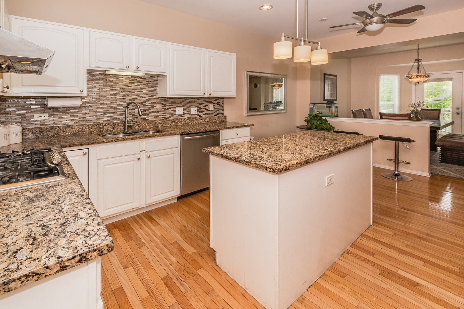 5533 McDonough Road, Unit 5533 Hoffman Estates, IL 60192 - Photo 11 of 22