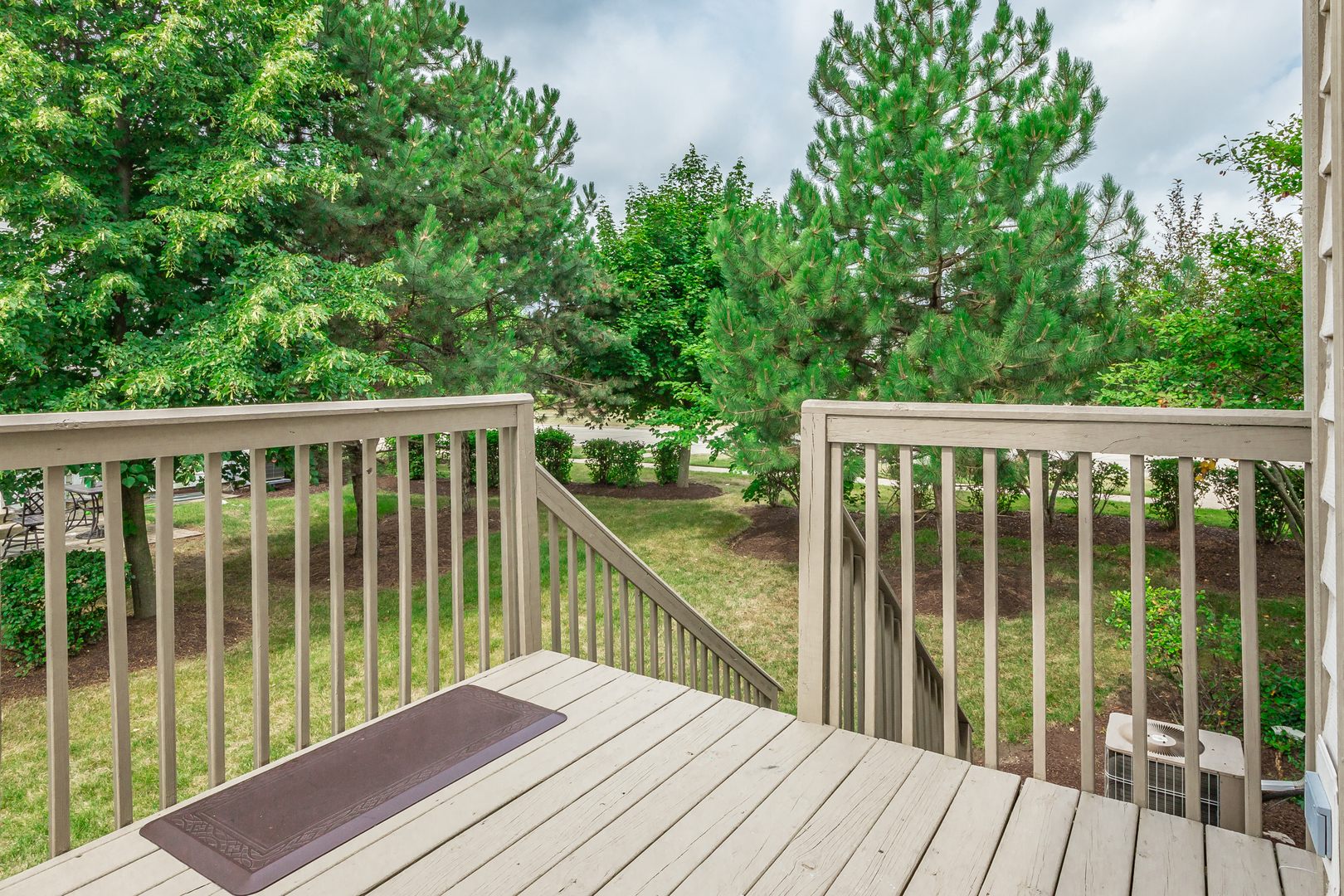 5533 McDonough Road, Unit 5533 Hoffman Estates, IL 60192 - Photo 5 of 22