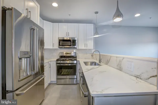 $1,395 | 1827 Benning Road Northeast, Unit 204, Washington, DC 20002
