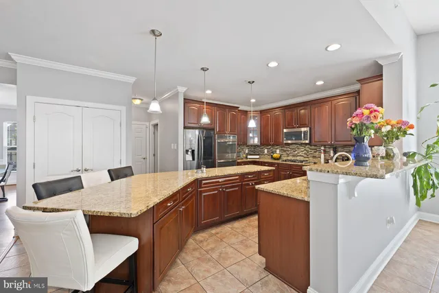 $725,000 | 6 Cedar Grove Court, Baltimore, MD 21237