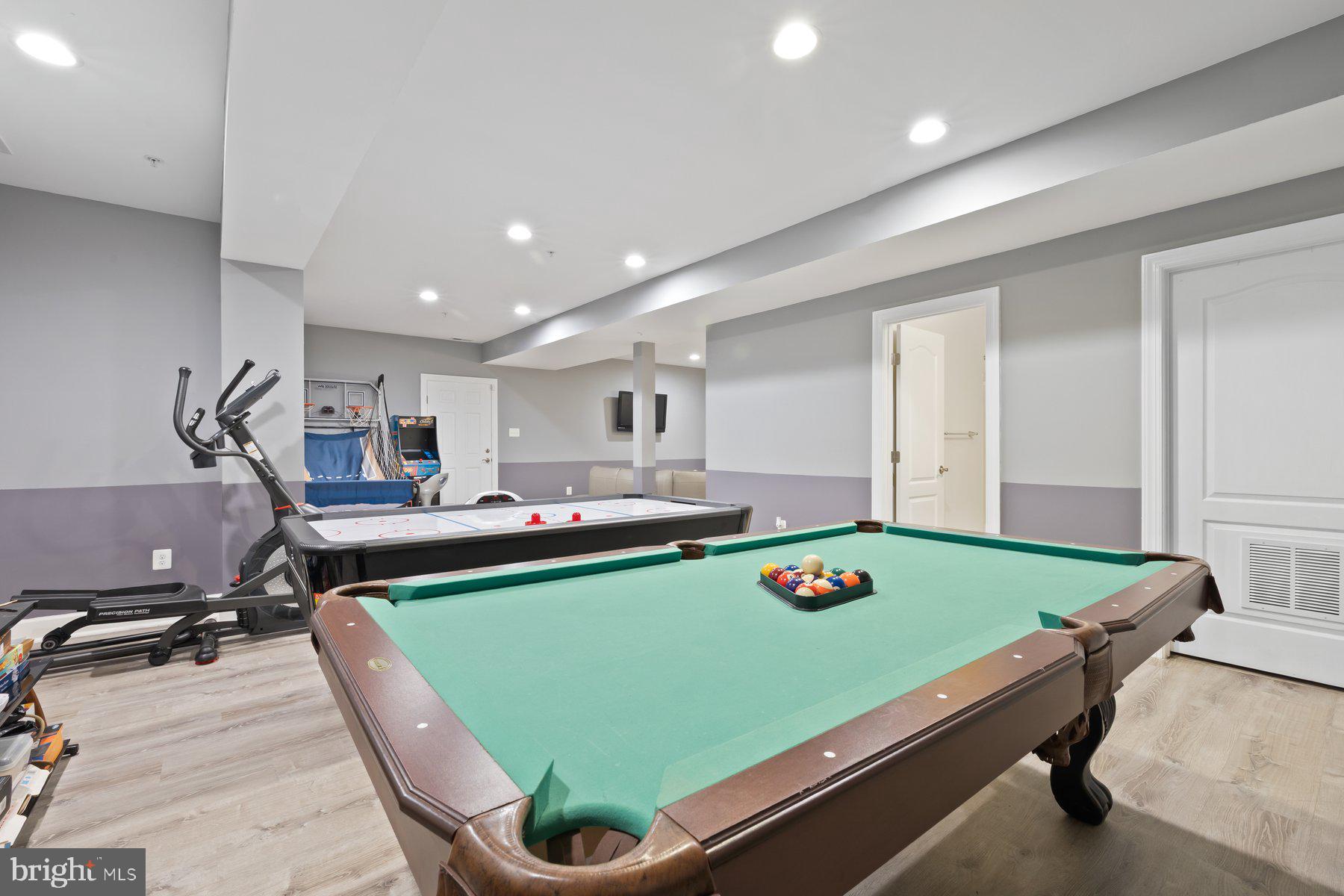 6 Cedar Grove Court Baltimore, MD 21237 - Photo 43 of 50 a room with furniture pool table and chairs