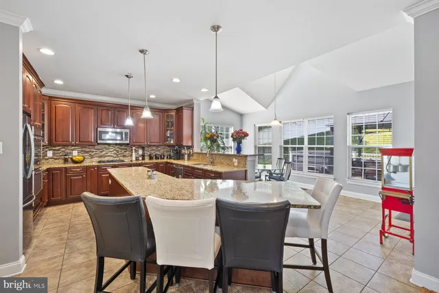 $725,000 | 6 Cedar Grove Court, Baltimore, MD 21237