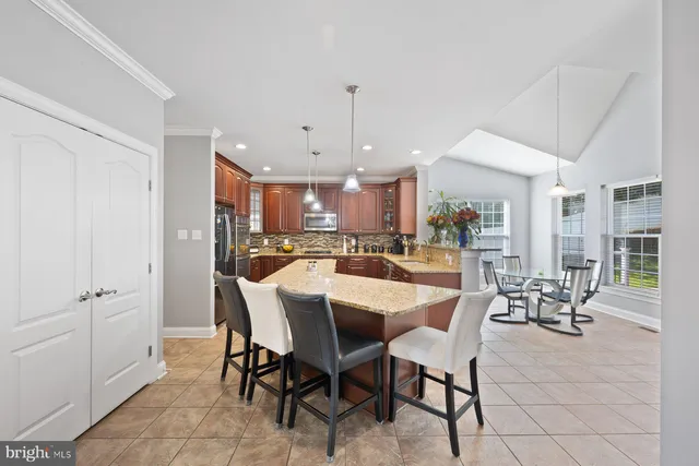 $725,000 | 6 Cedar Grove Court, Baltimore, MD 21237