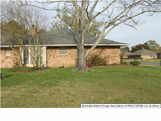 12109 Mallory Avenue Baton Rouge, LA 70816 - Photo 30 of 32