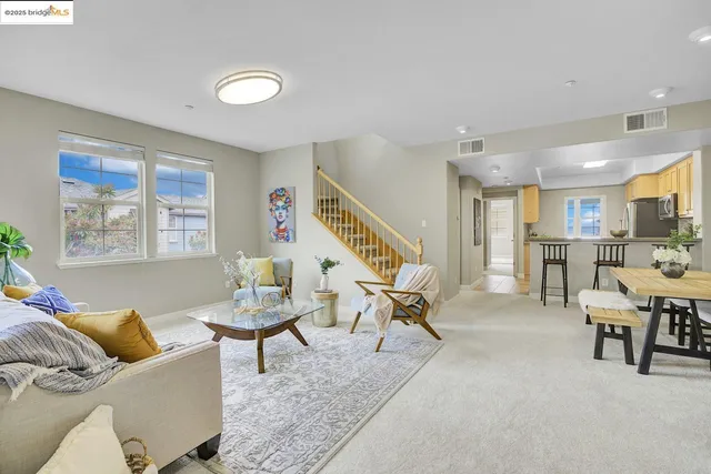 $649,000 | 6130 Old Quarry Loop, Oakland, CA 94605