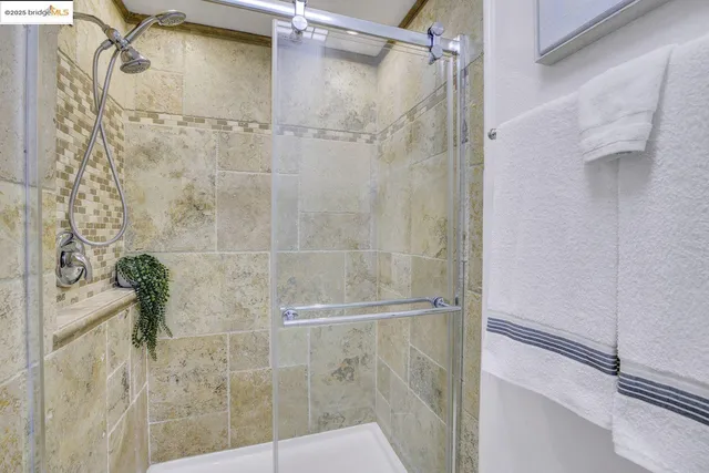 $649,000 | 6130 Old Quarry Loop, Oakland, CA 94605