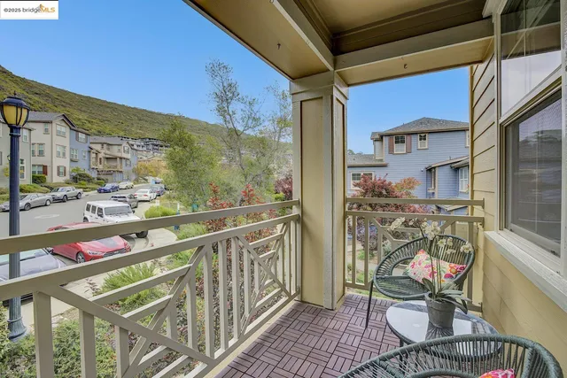 $649,000 | 6130 Old Quarry Loop, Oakland, CA 94605