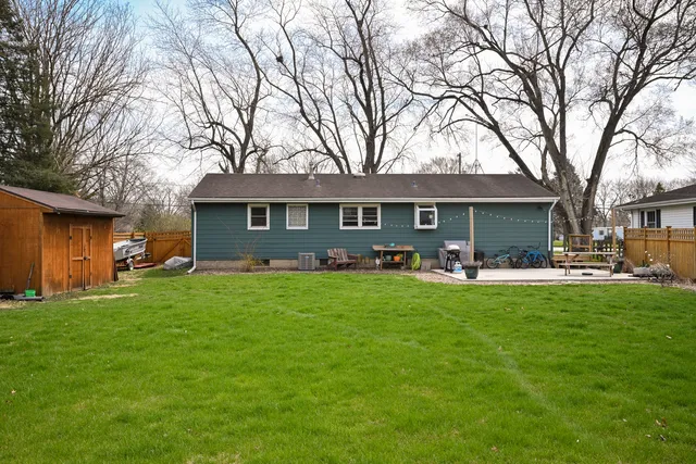 $2,350 | 23712 West Main Street, Plainfield, IL 60544