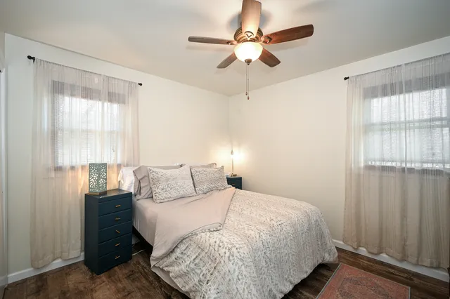 $2,350 | 23712 West Main Street, Plainfield, IL 60544