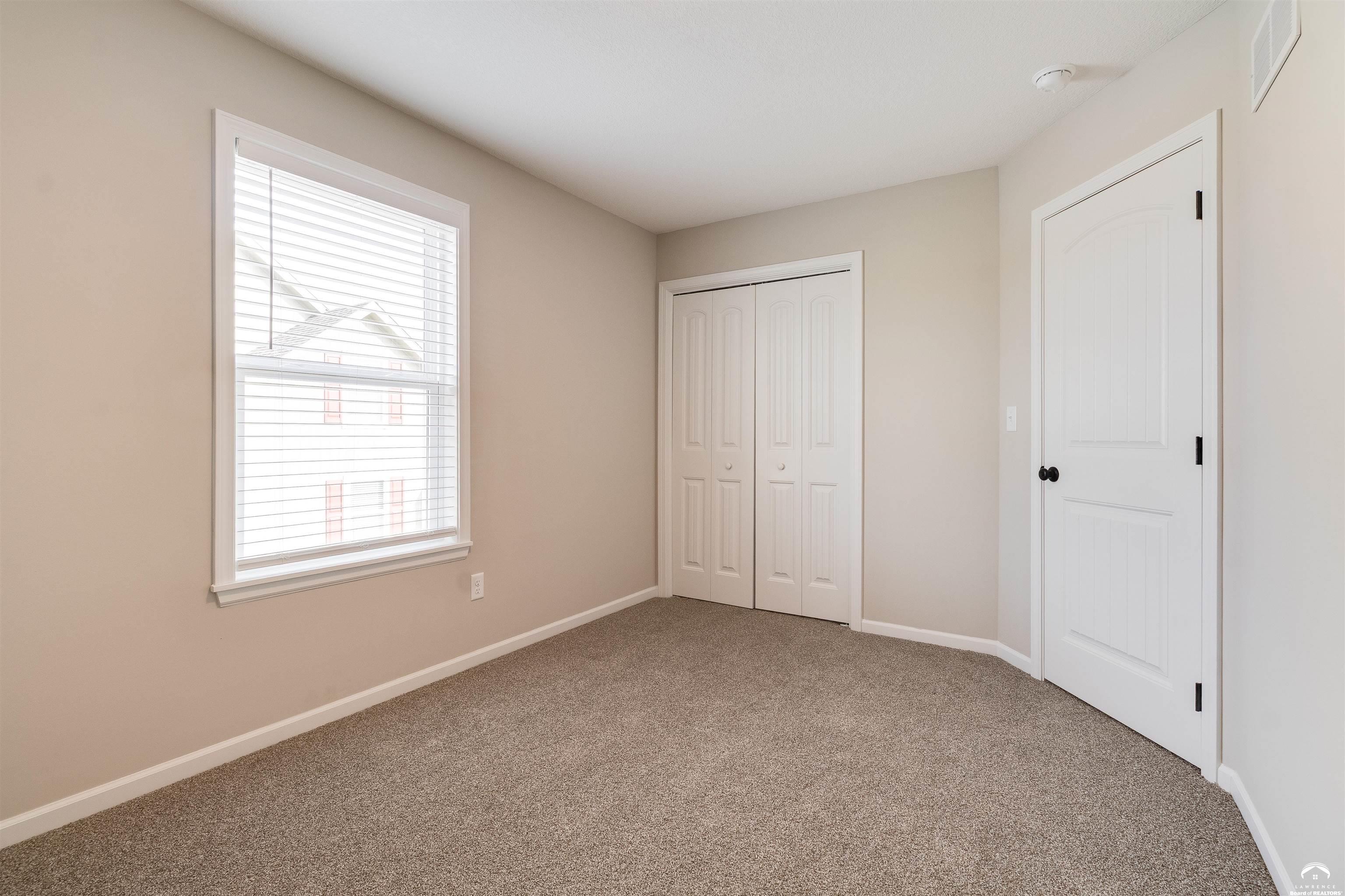 2512 Marcia Lane Lawrence, KS 66046 - Photo 22 of 25