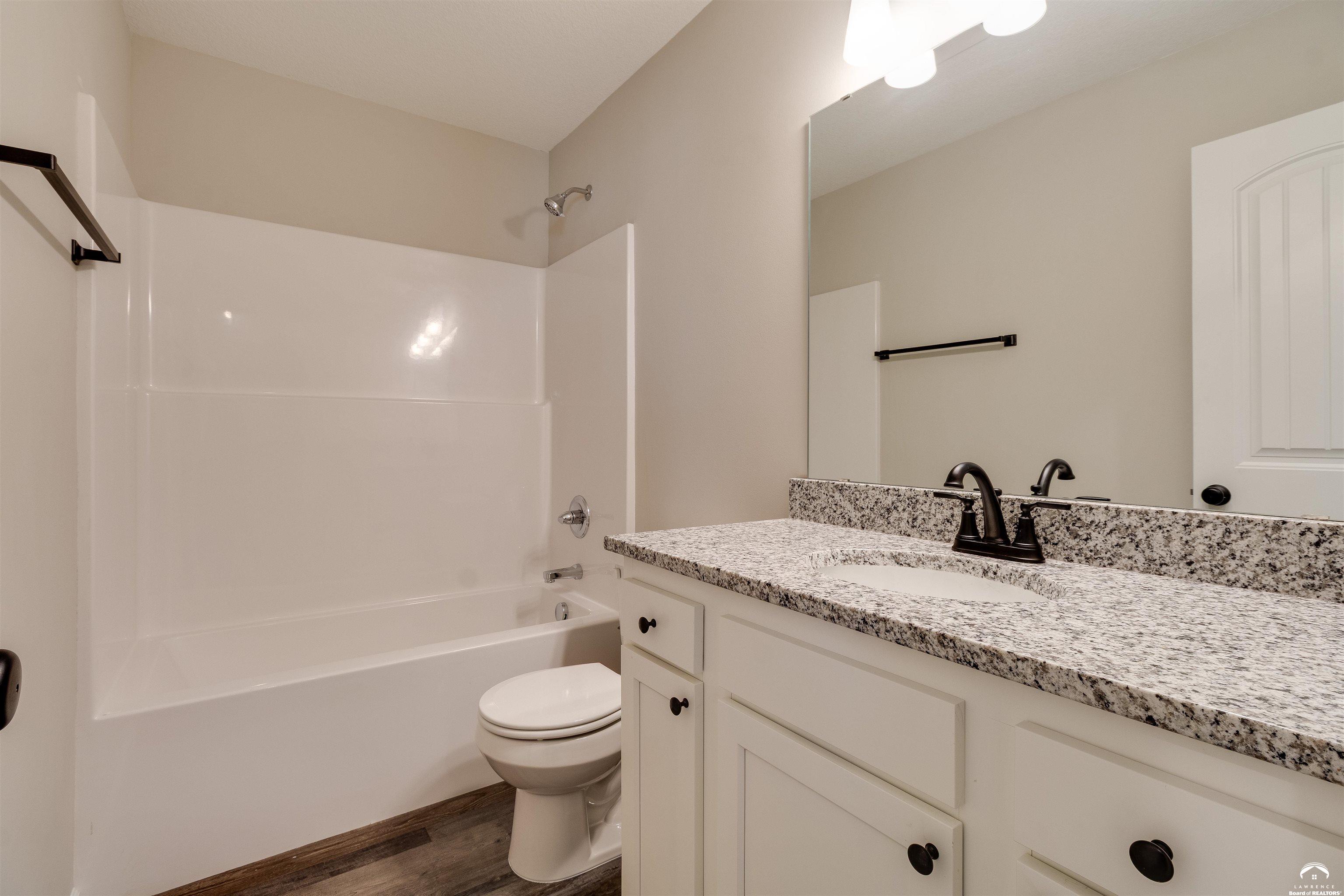 2512 Marcia Lane Lawrence, KS 66046 - Photo 23 of 25