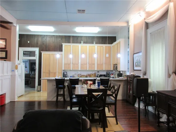 $295,000 | 201 Live Oak Street, Marlin, TX 76661