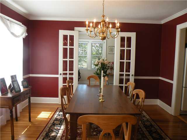 1604 Grenoble Road Columbus, OH 43221 - Photo 5 of 18