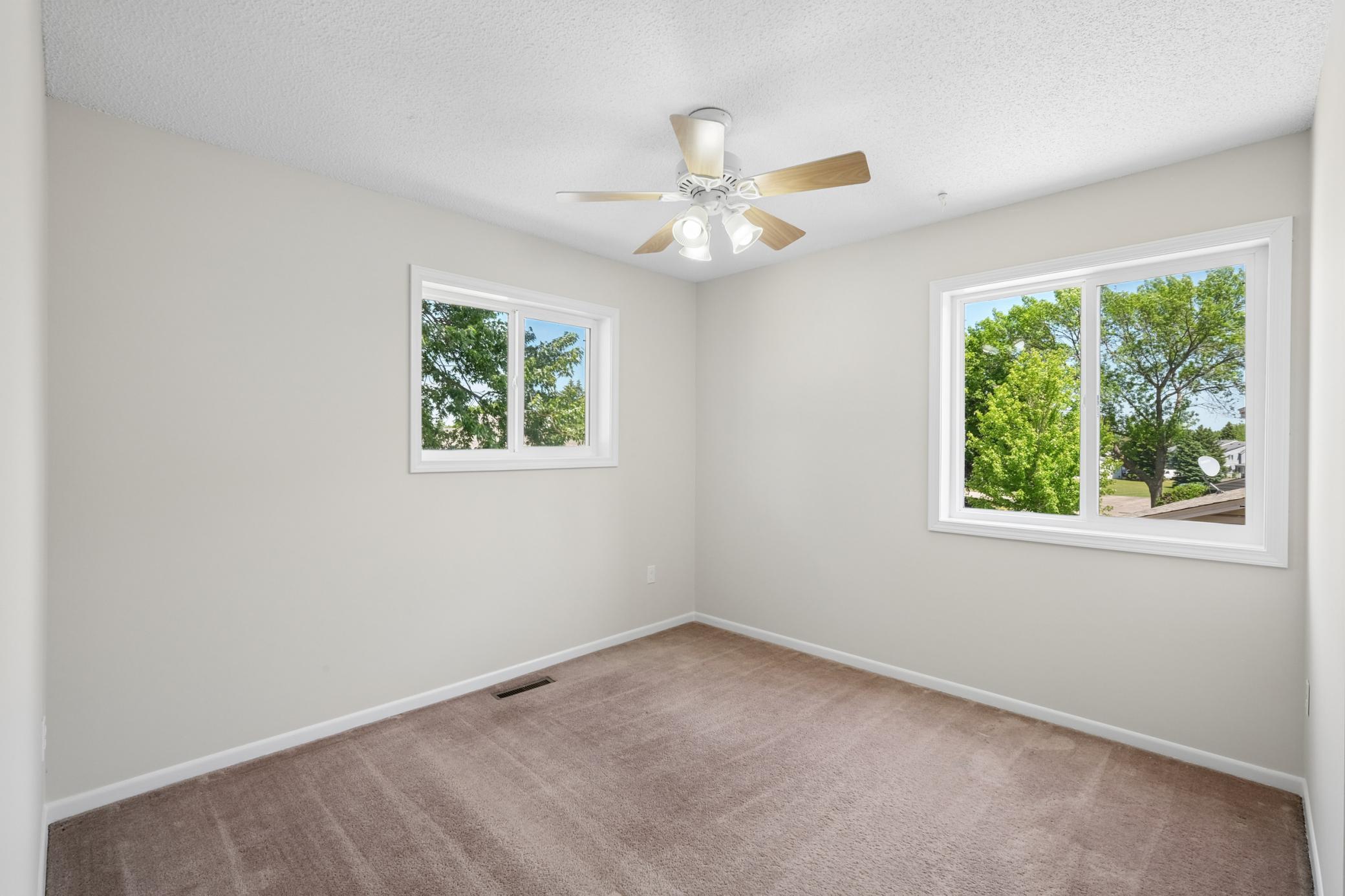 15834 Griffon Path Apple Valley, MN 55124 - Photo 21 of 33