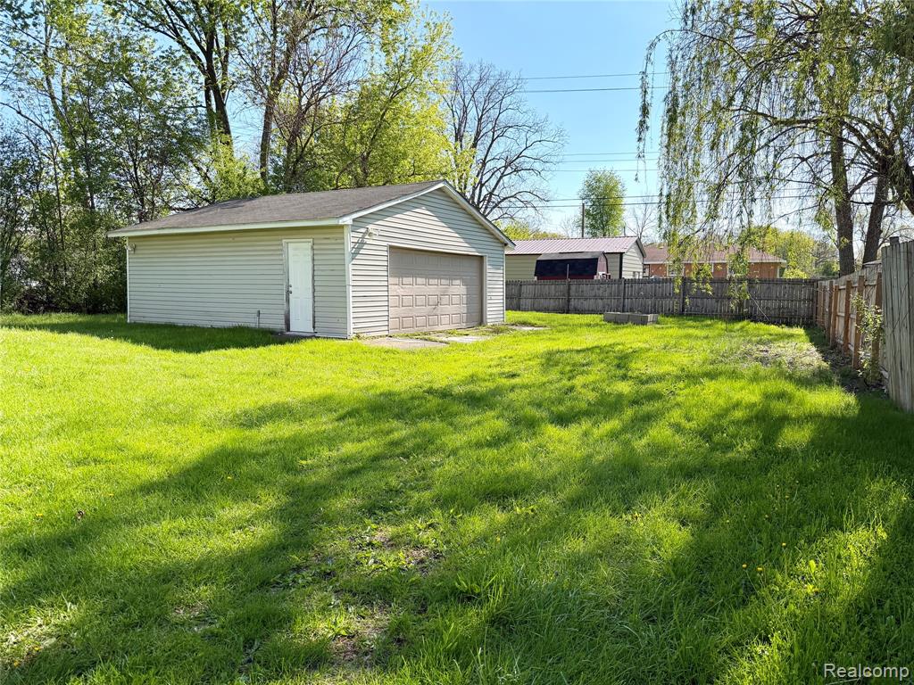 627 Franklin Road Pontiac, MI 48341 - Photo 17 of 21