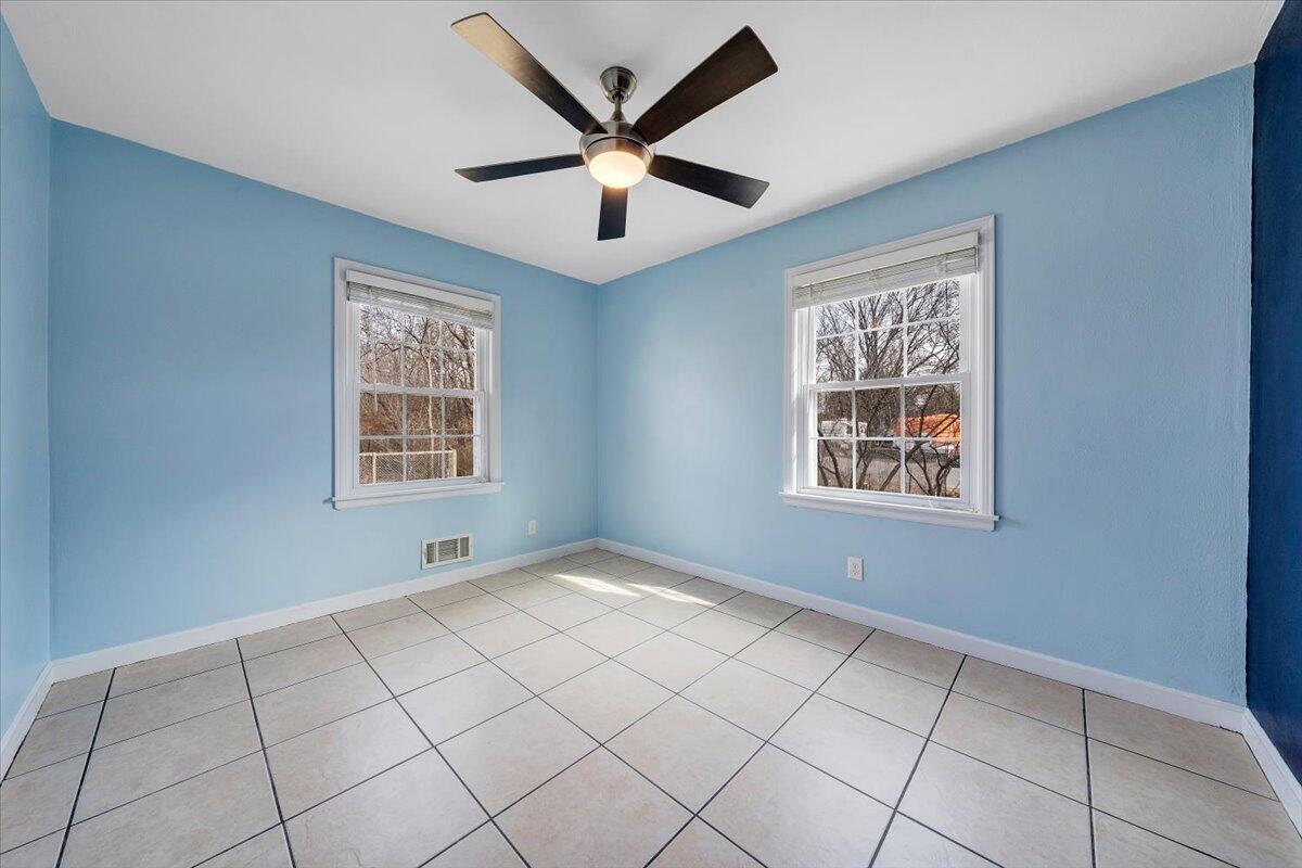 5001 Hildebrand Road Northwest Roanoke, VA 24012 - Photo 20 of 64 21-MIB09735