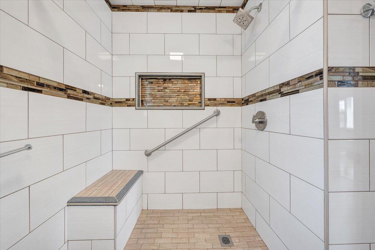 5001 Hildebrand Road Northwest Roanoke, VA 24012 - Photo 24 of 64 25-MIB09726