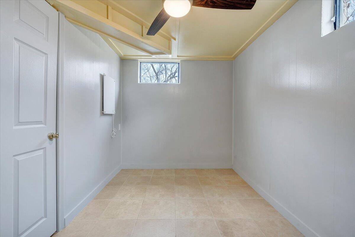 5001 Hildebrand Road Northwest Roanoke, VA 24012 - Photo 46 of 64 47-MIB09804