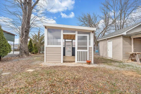 $329,900 | 5001 Hildebrand Road Northwest, Roanoke, VA 24012