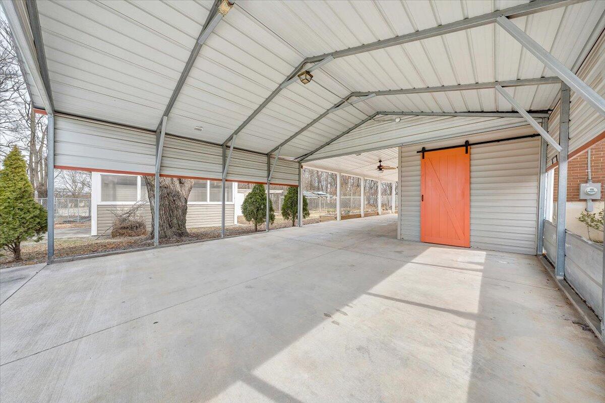 5001 Hildebrand Road Northwest Roanoke, VA 24012 - Photo 56 of 64 57-MIB09828