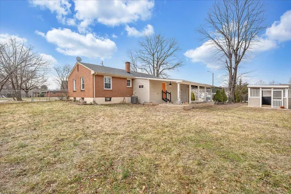 $329,900 | 5001 Hildebrand Road Northwest, Roanoke, VA 24012