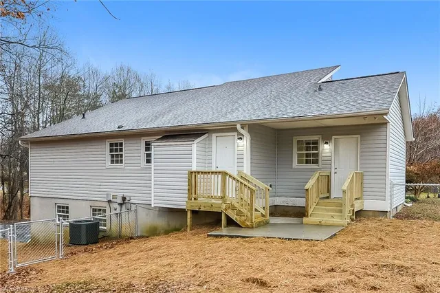 $2,160 | 338 Lori Lane, Winston-Salem, NC 27127