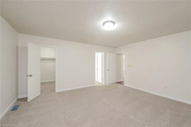 $2,160 | 338 Lori Lane, Winston-Salem, NC 27127