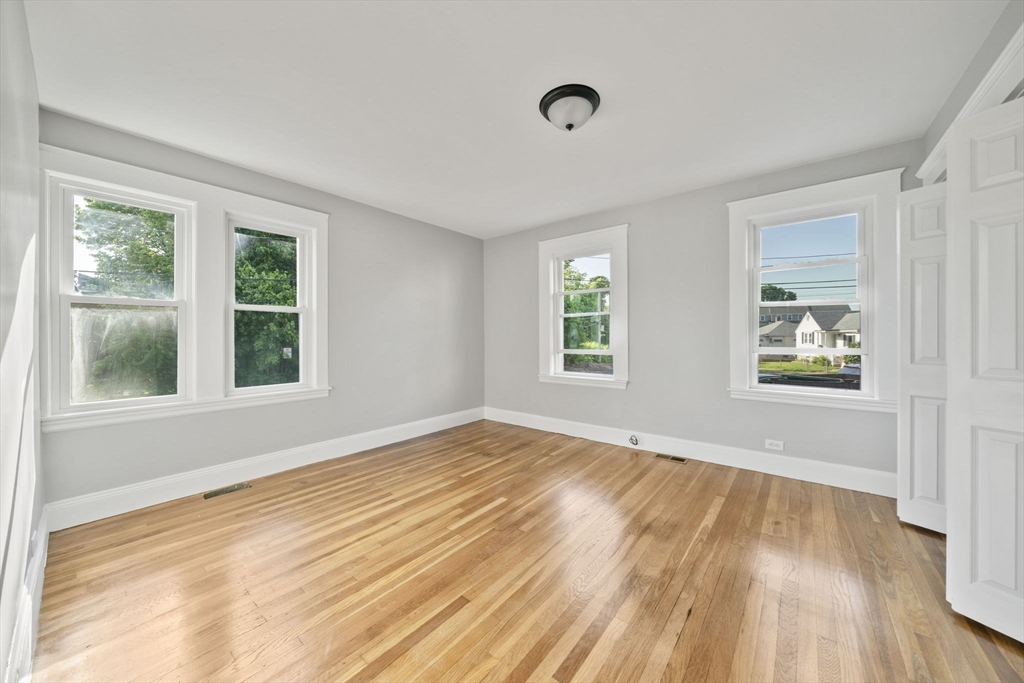 42 Plover Road Quincy, MA 02169 - Photo 13 of 29