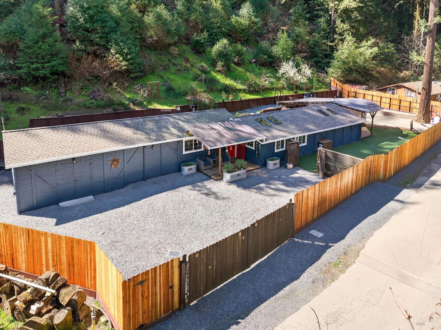 11207 Vellutini Road Forestville, CA 95436 - Photo 2 of 41