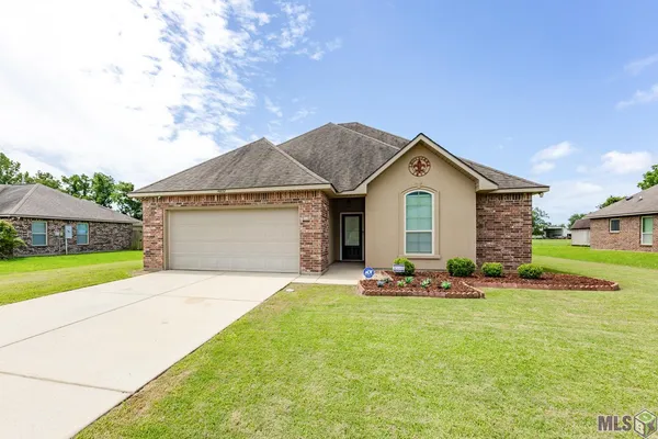 $264,900 | 4602 Sugar Hollow Lane, Addis, LA 70710