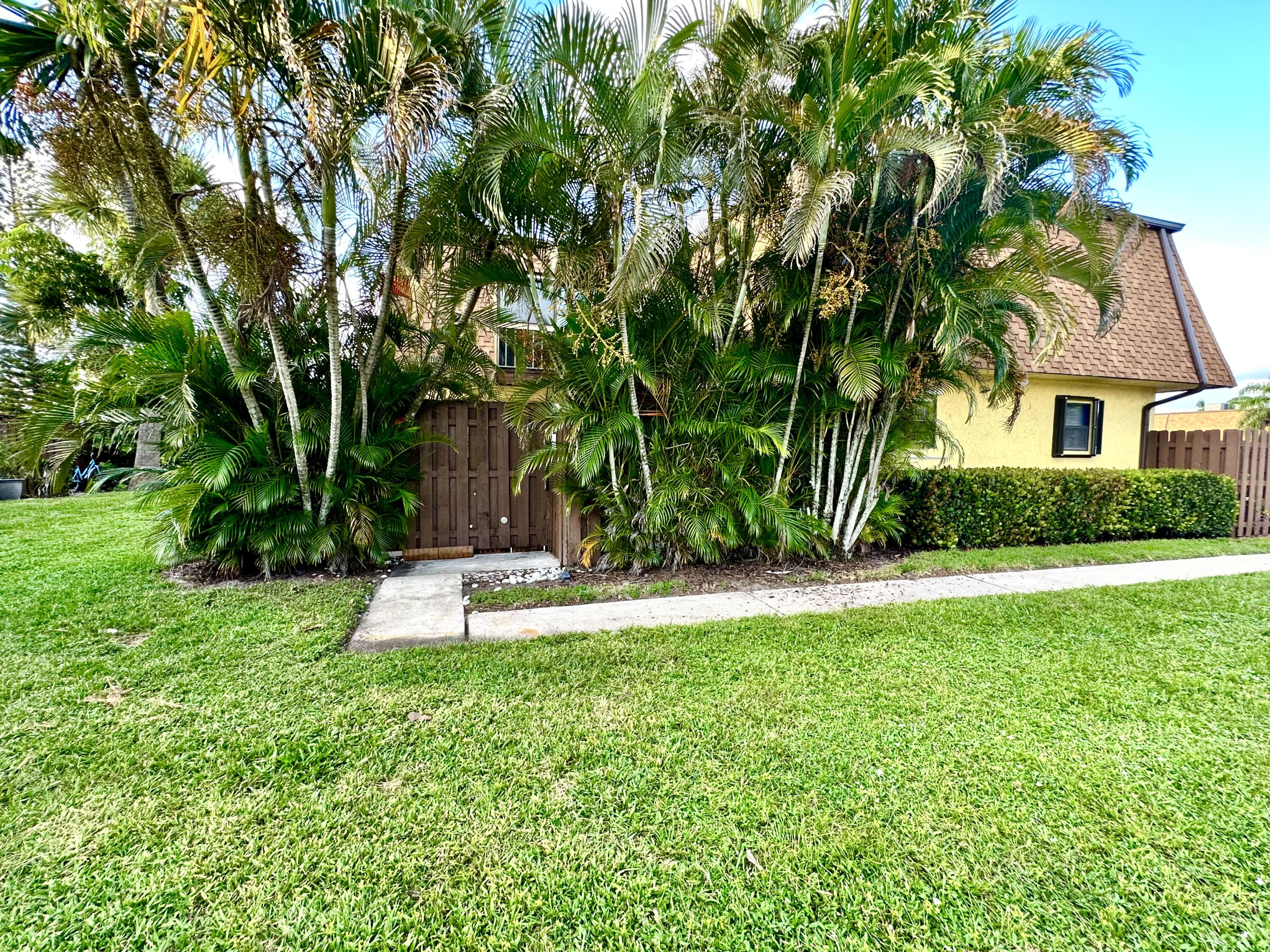 110 North Delaware Boulevard, Unit 11D Jupiter, FL 33458 - Photo 1 of 29 8AC65225-B8D2-43AE-B7FC-5B53F4C06663