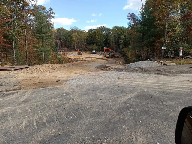 $450,000 | Lot 1 Berry Farms Road, Sturbridge, MA 01566