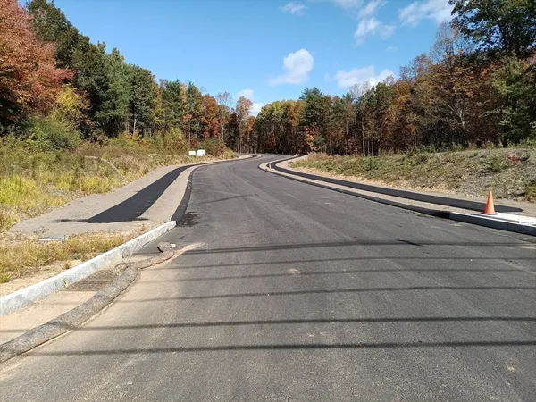 $450,000 | Lot 1 Berry Farms Road, Sturbridge, MA 01566