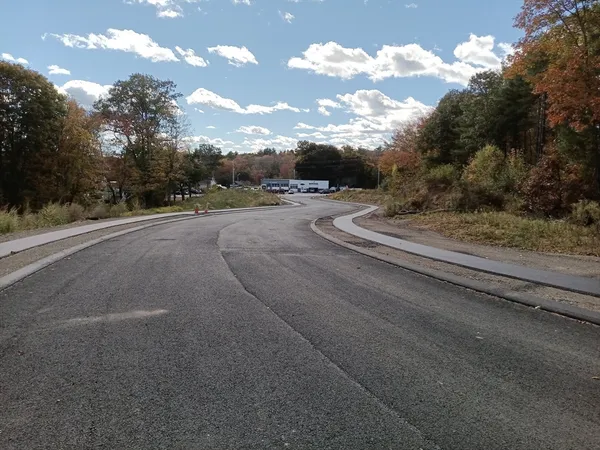 $450,000 | Lot 1 Berry Farms Road, Sturbridge, MA 01566