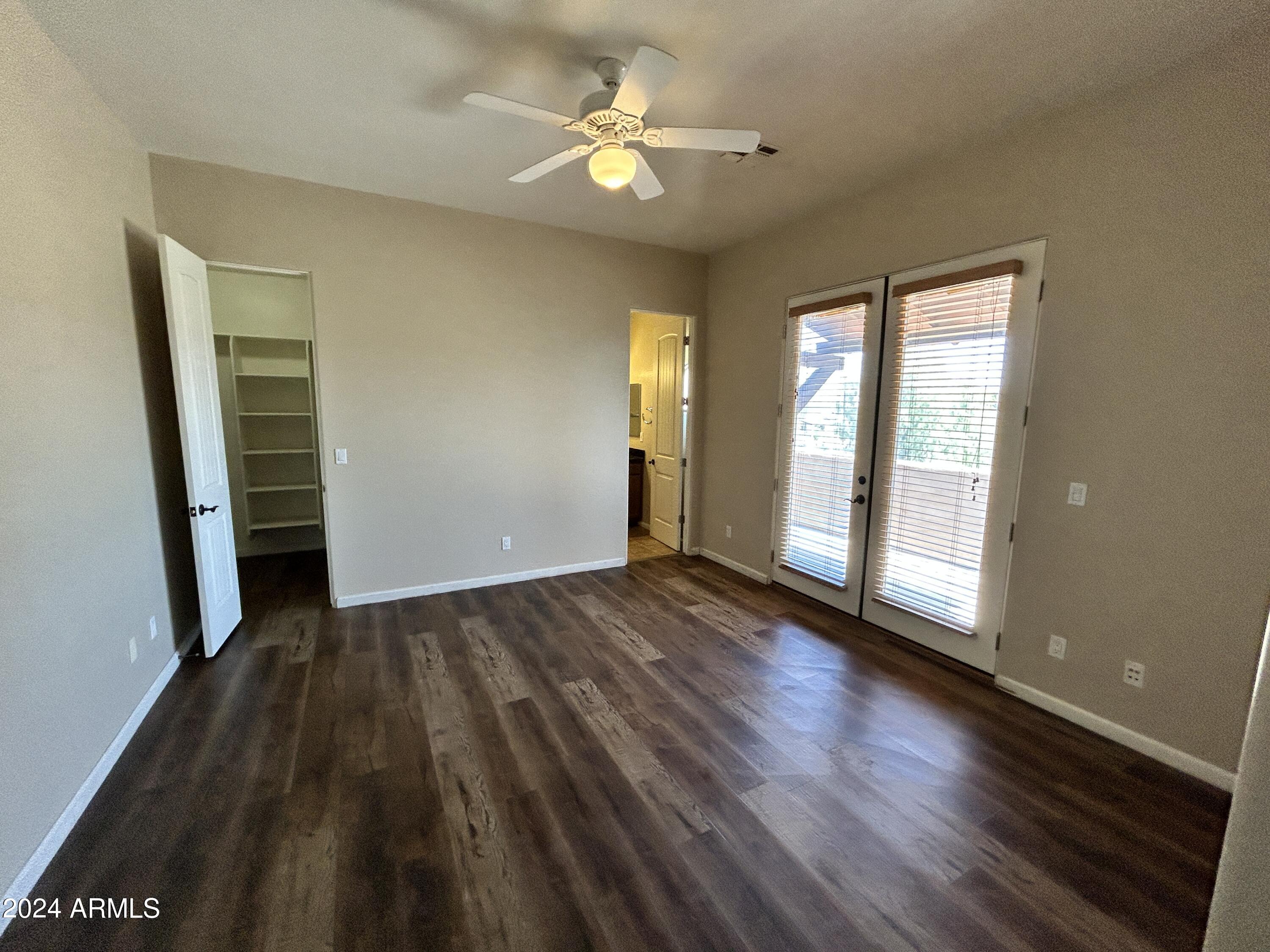 897 East Roma Avenue, Unit 3 Phoenix, AZ 85014 - Photo 19 of 25 IMG_3066
