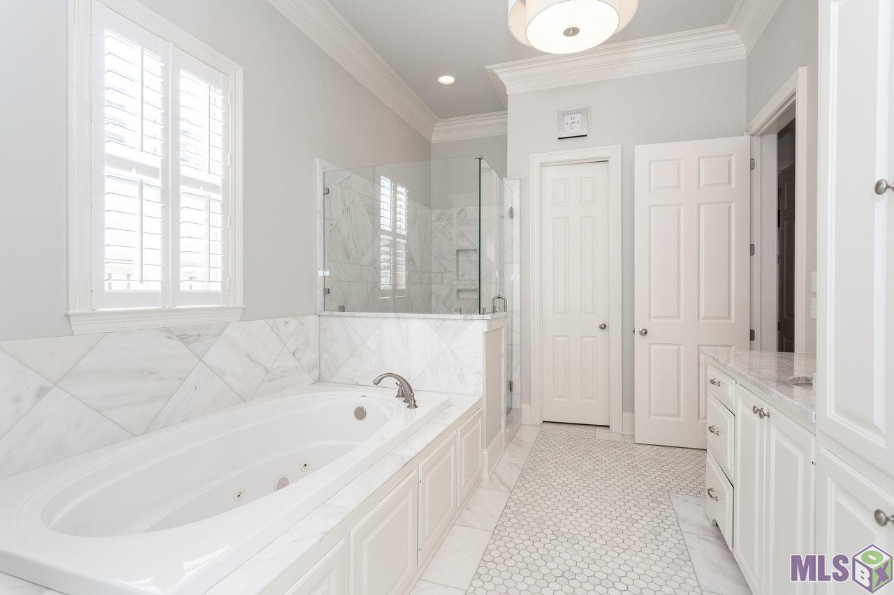 10838 Preservation Way Baton Rouge, LA 70810 - Photo 16 of 35 Gallery Image 16