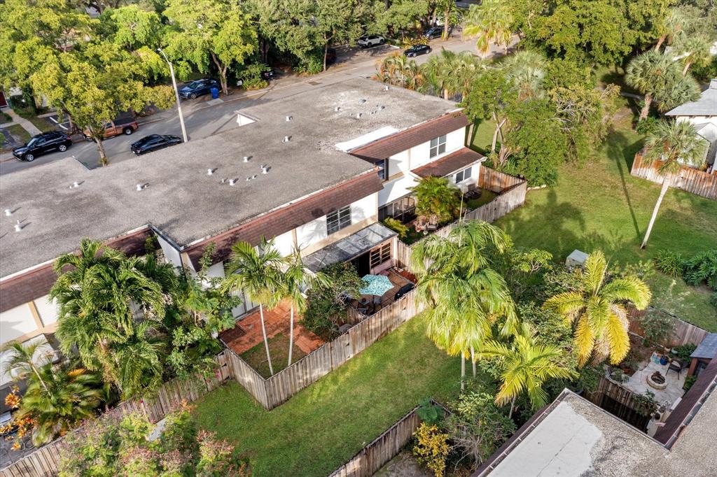 3320 Simms Street, Unit 11C Hollywood, FL 33021 - Photo 31 of 37 a picture of plants