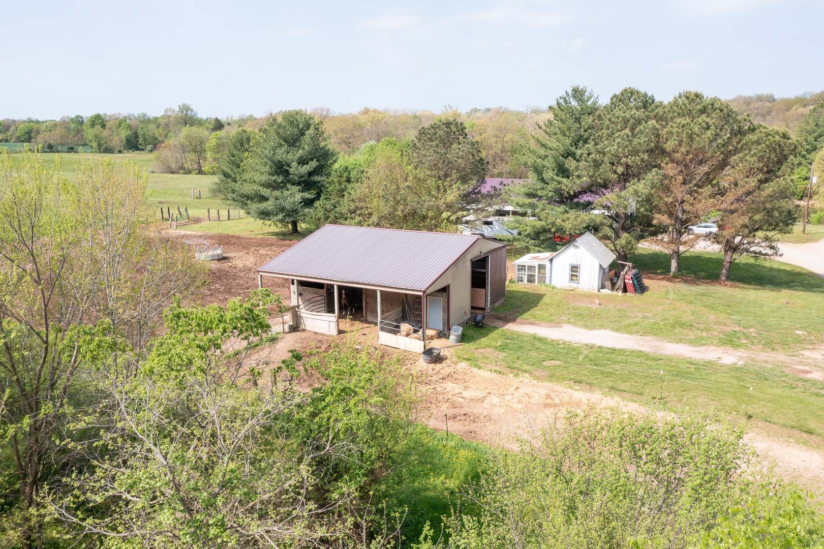 2565 Iuka Road Iuka, IL 62849 - Photo 2 of 30