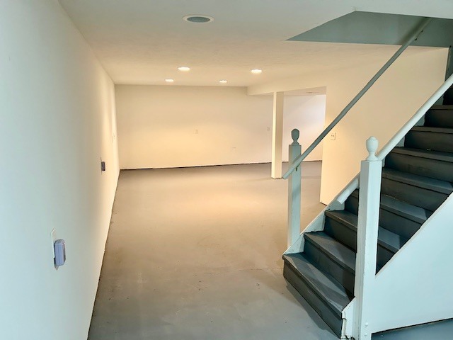 1515 6 Points Road Bloomington, IL 61701 - Photo 18 of 29 a view of entryway with wooden floor