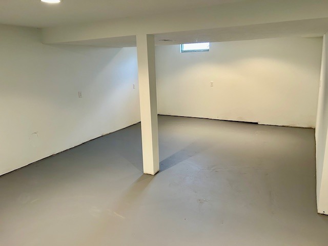 1515 6 Points Road Bloomington, IL 61701 - Photo 19 of 29