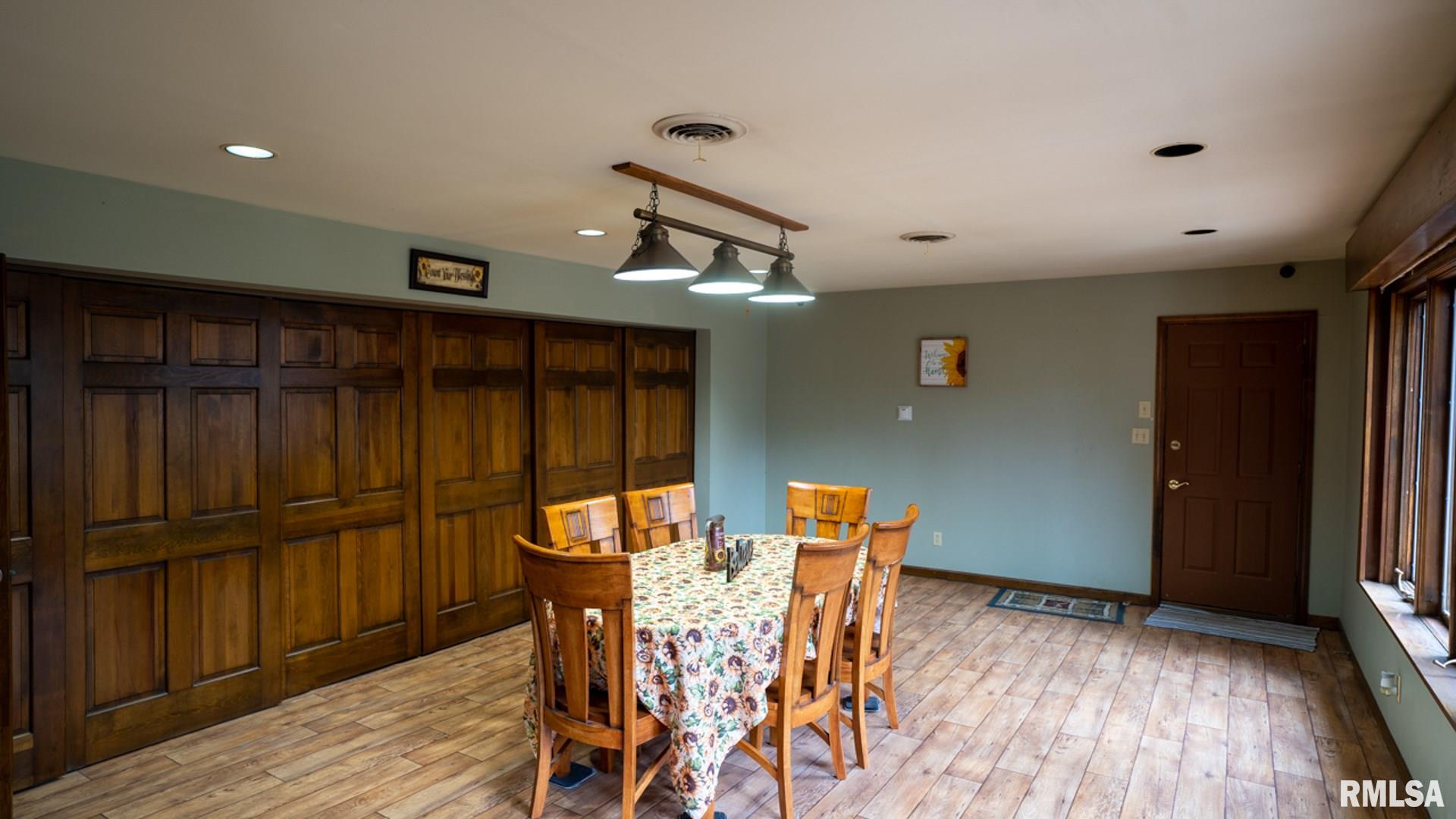 31298 Lynn Road Oakford, IL 62673 - Photo 22 of 50