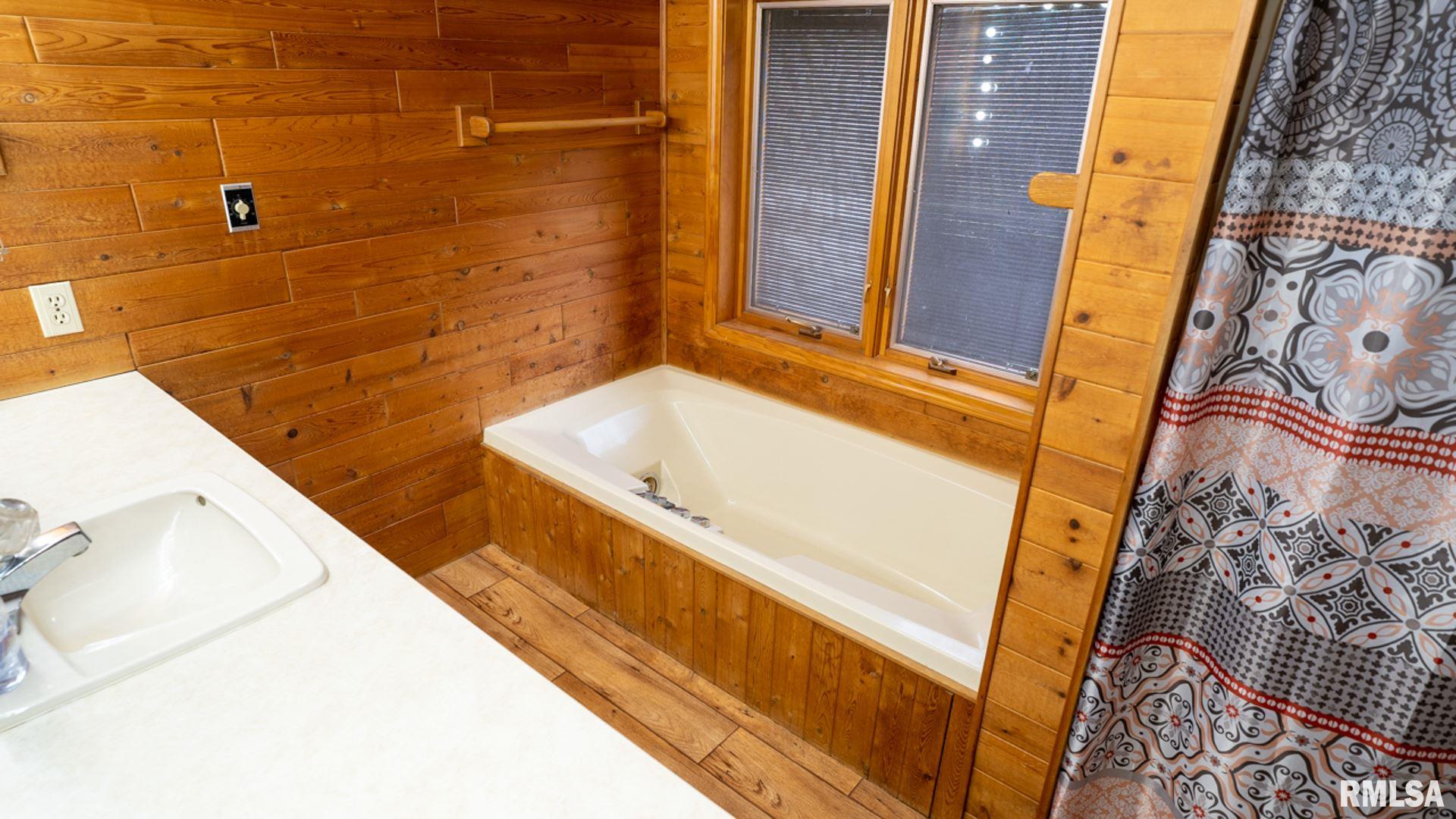 31298 Lynn Road Oakford, IL 62673 - Photo 34 of 50