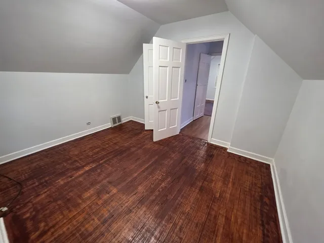 $3,650 | 5249 North Osceola Avenue, Chicago, IL 60656