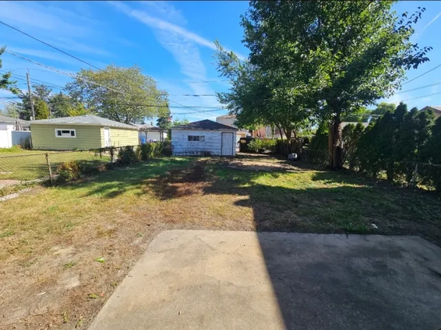 $3,650 | 5249 North Osceola Avenue, Chicago, IL 60656