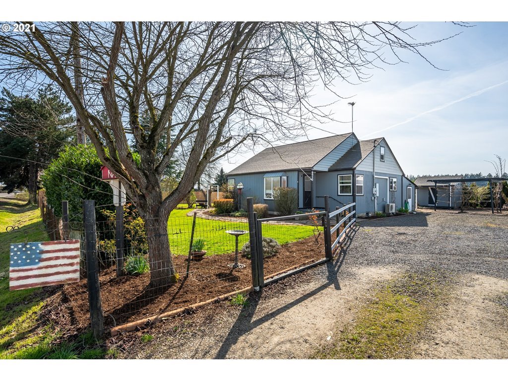 6920 Southeast Wallace Road Dayton, OR 97114 - Photo 1 of 30 Gallery Image 1