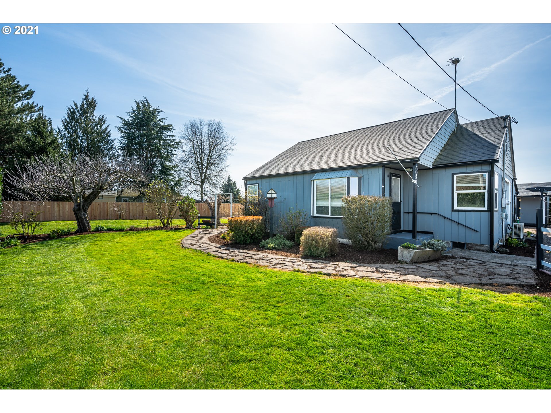 6920 Southeast Wallace Road Dayton, OR 97114 - Photo 17 of 30 Gallery Image 17