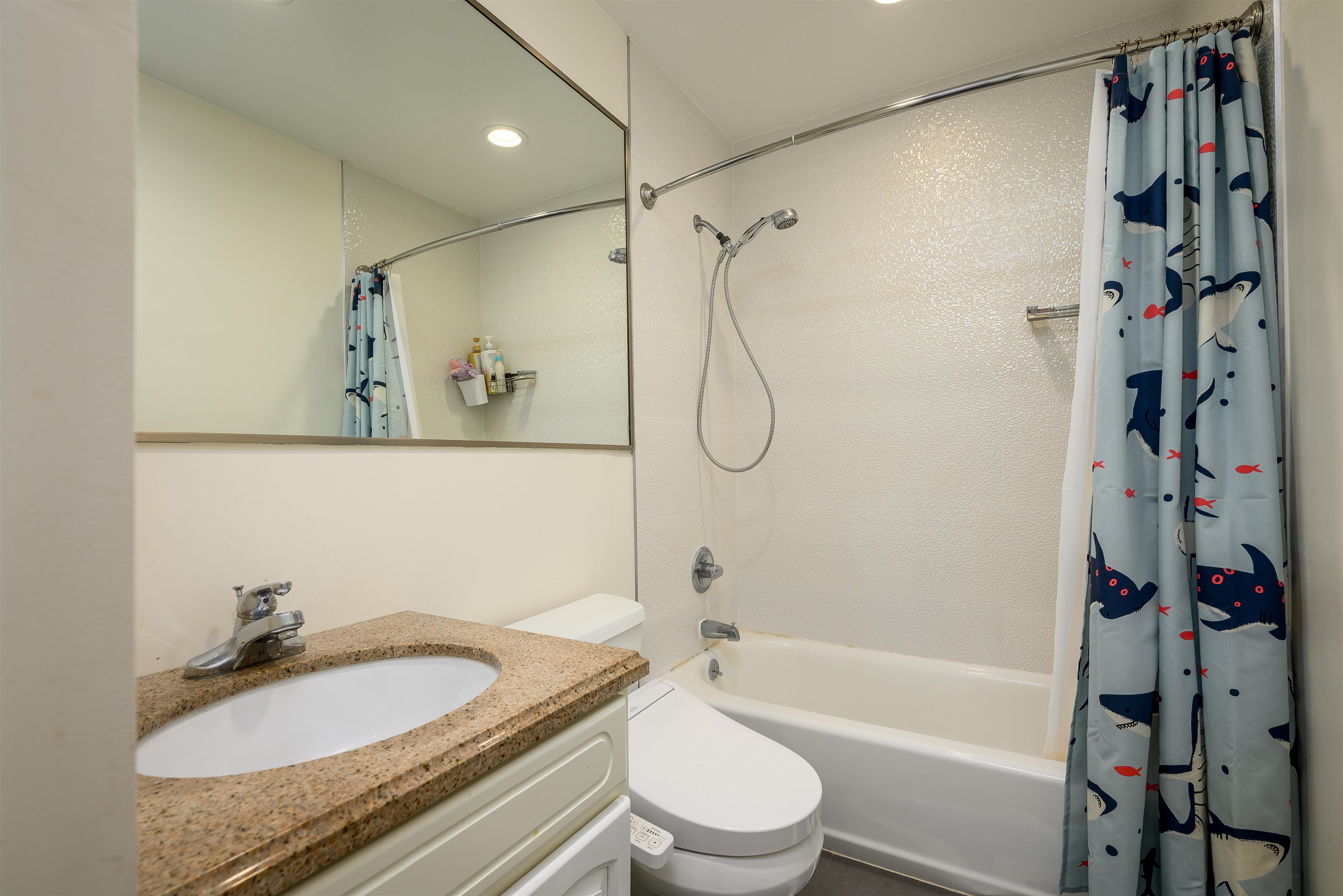 413 Madison Street, Unit 2 Hoboken, NJ 07030 - Photo 17 of 21