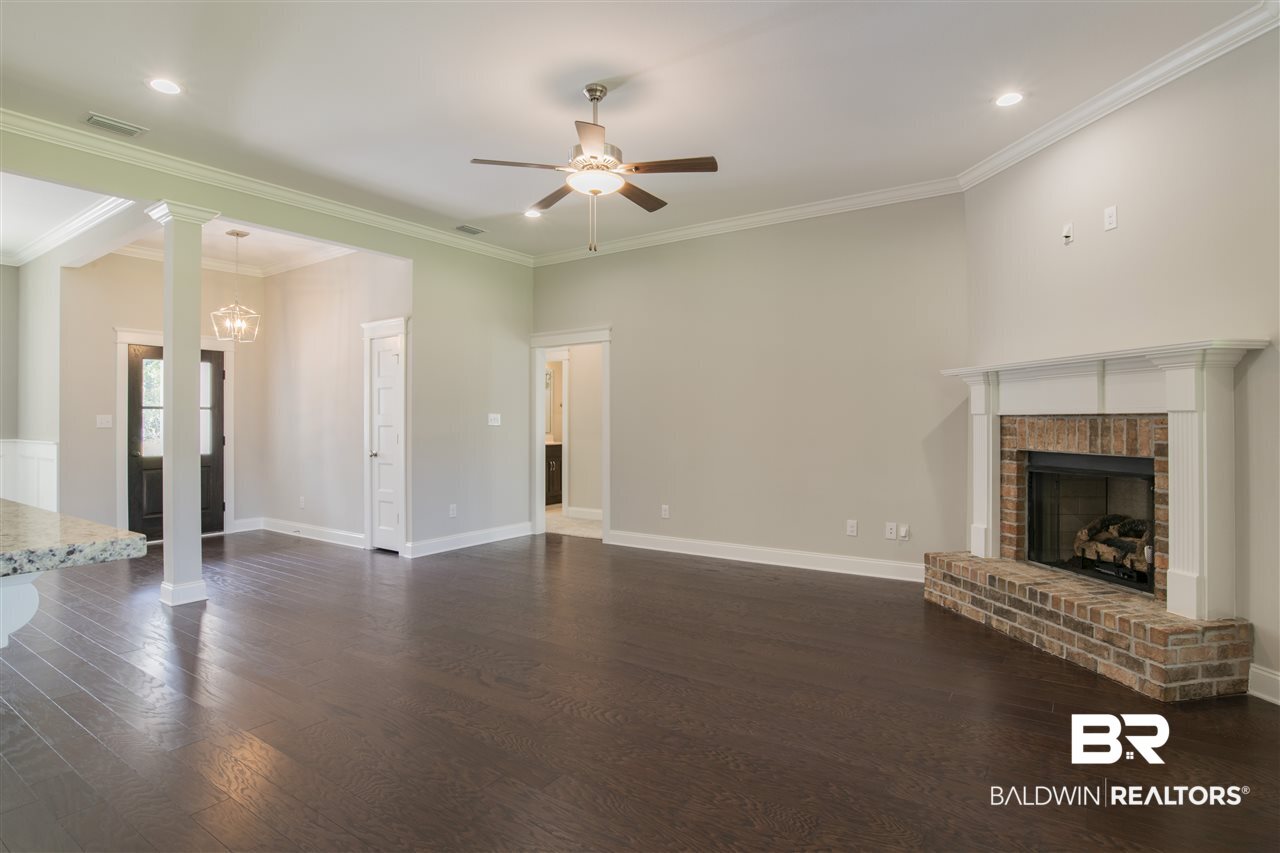 12601 Squirrel Drive Daphne, AL 36527 - Photo 10 of 39