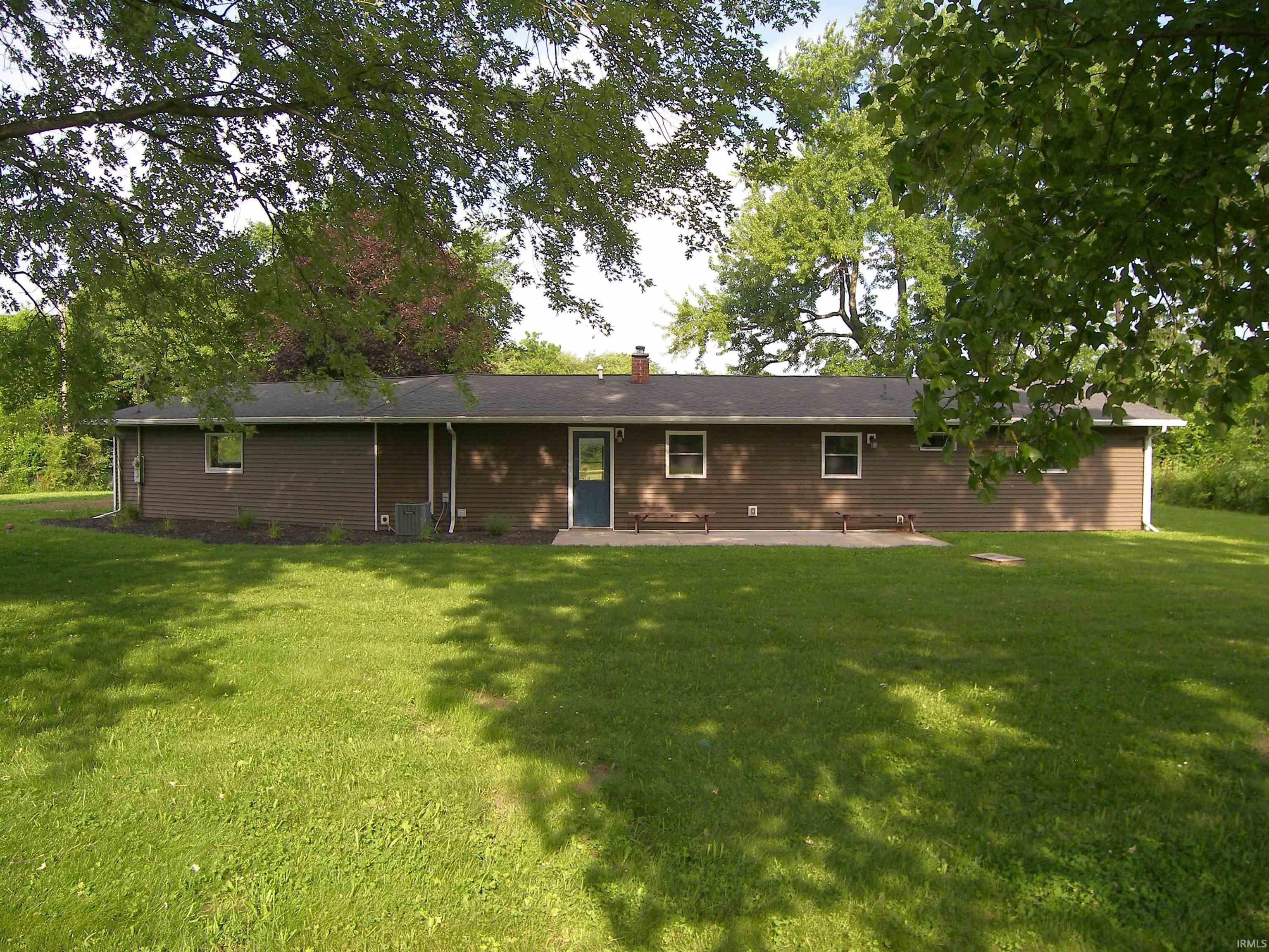8138 Rose Road Plymouth, IN 46563 - Photo 6 of 50