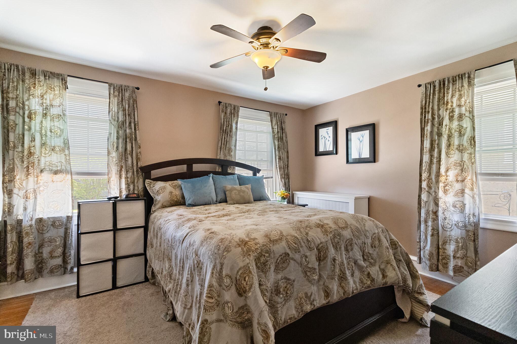 21 Waverly Road Havertown, PA 19083 - Photo 11 of 26 Master Bedroom